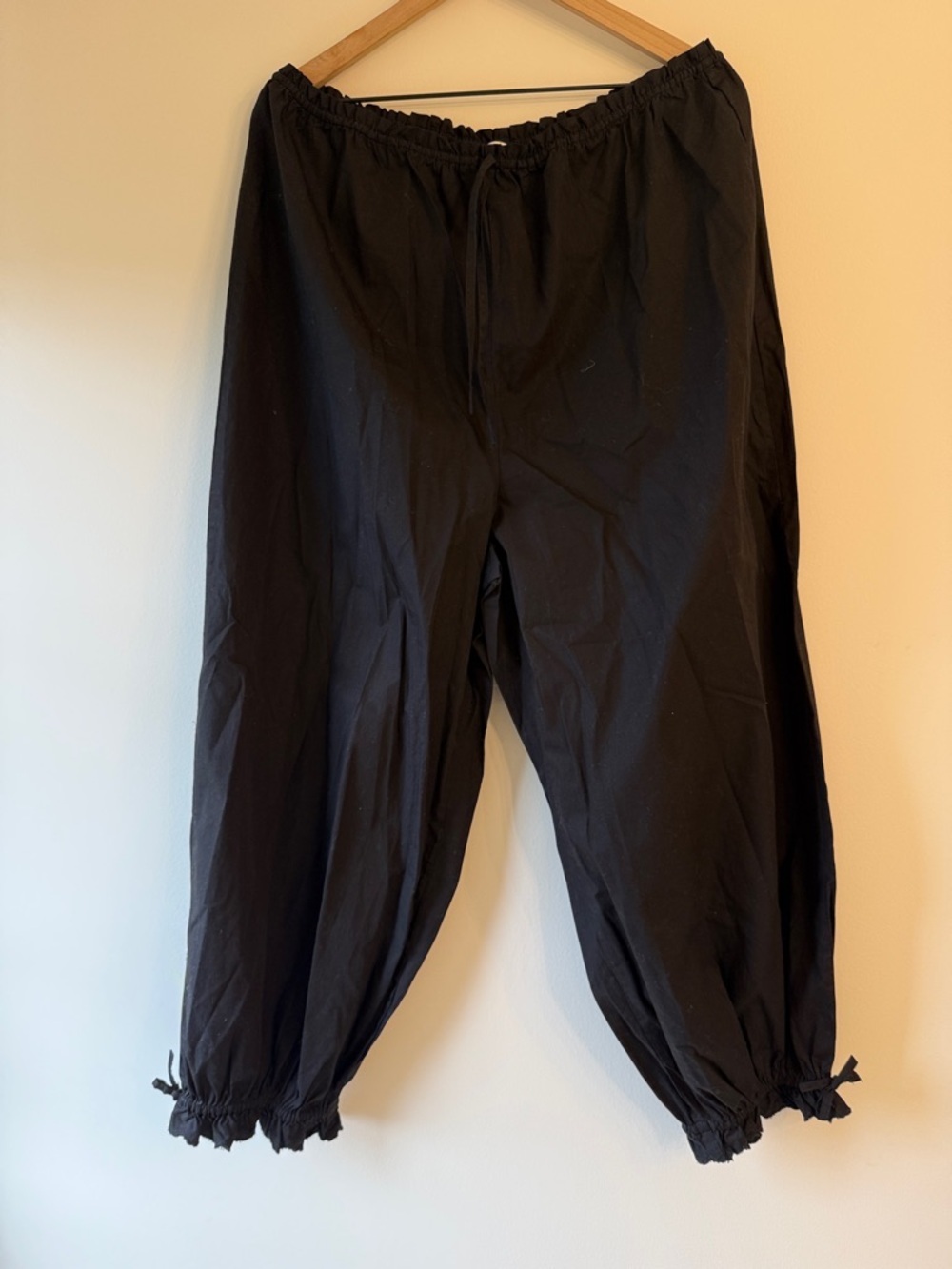 Wilfred Black Relaxed Drawstring Joggers